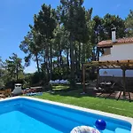 La Pinona - Acogedor En Estribaciones De La Sierra De Gredos - Casa 6 Personas Con Piscina En Avila Feriehus El Tiemblo