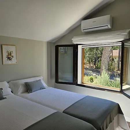 Дом отдыха La Pinona - Acogedor En Estribaciones De La Sierra De Gredos - Casa 6 Personas Con Piscina En Avila *