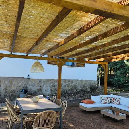 度假居 La Pinona - Acogedor En Estribaciones De La Sierra De Gredos - Casa 6 Personas Con Piscina En Avila *