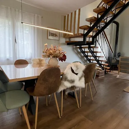 펜션 La Pinona - Acogedor En Estribaciones De La Sierra De Gredos - Casa 6 Personas Con Piscina En Avila *