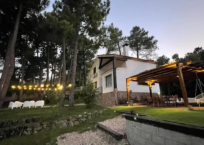 La Pinona - Acogedor En Estribaciones De La Sierra De Gredos - Casa 6 Personas Con Piscina En Avila