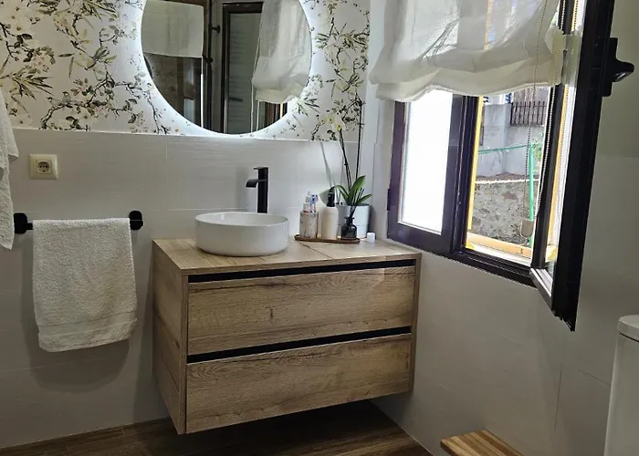 La Pinona - Acogedor En Estribaciones De La Sierra De Gredos - Casa 6 Personas Con Piscina En Avila