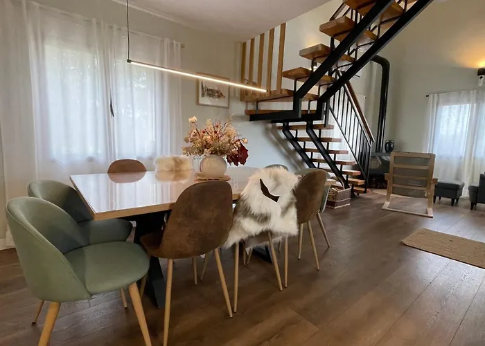 Vakantiehuis La Pinona - Acogedor En Estribaciones De La Sierra De Gredos - Casa 6 Personas Con Piscina En Avila *