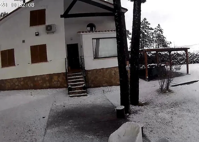 La Pinona - Acogedor En Estribaciones De La Sierra De Gredos - Casa 6 Personas Con Piscina En Avila El Tiemblo